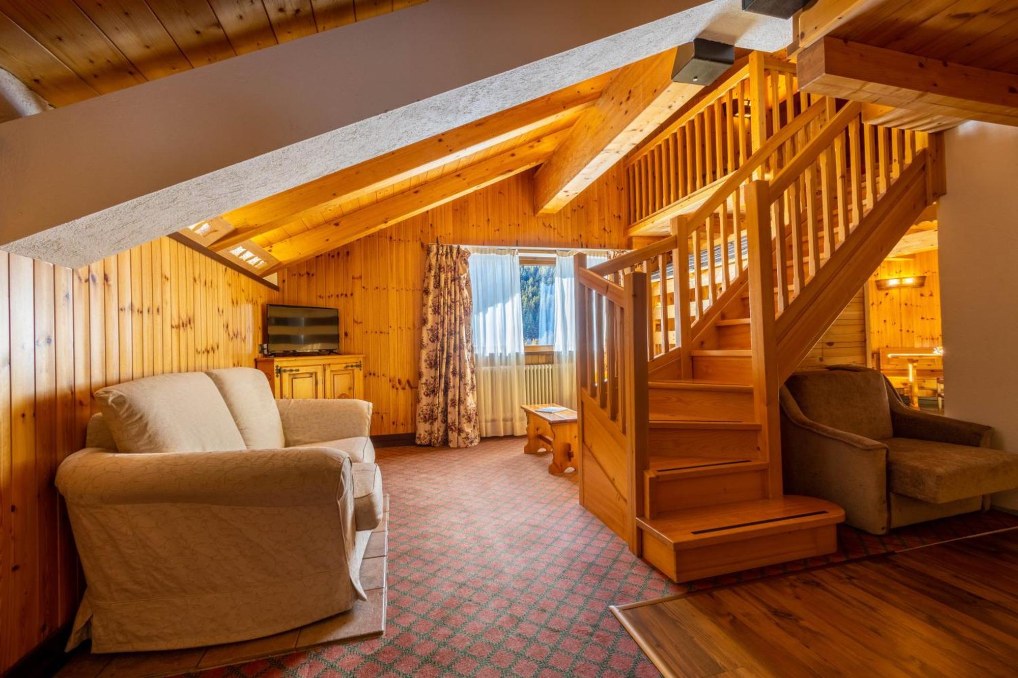 Hotel Bouton D'Or - Cogne Exterior foto